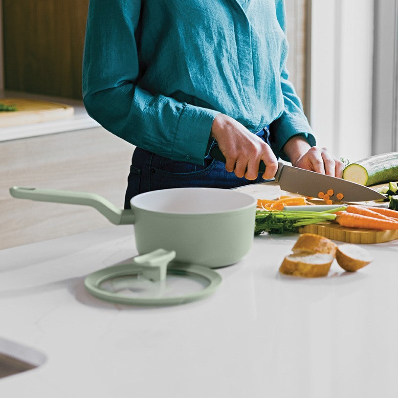 LEO Casserole antiadhésive avec Couvercle Balance Sage - Ø 18cm
